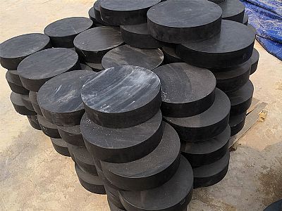 沅陵县板式橡胶支座由若干层橡胶片与薄钢板经加压硫化